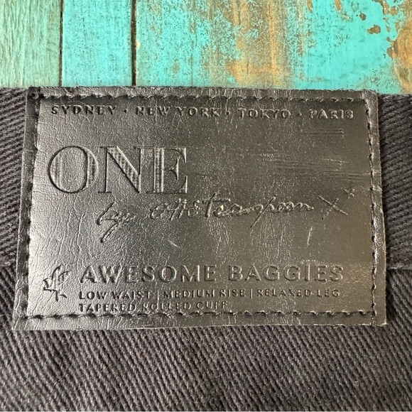 One Teaspoon Awesome Baggies Low Waist Relaxed Tapered Rolled Cuff Black Jeans - Picture 12 of 16